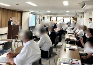 富山県アルミ産業協会様公演の様子